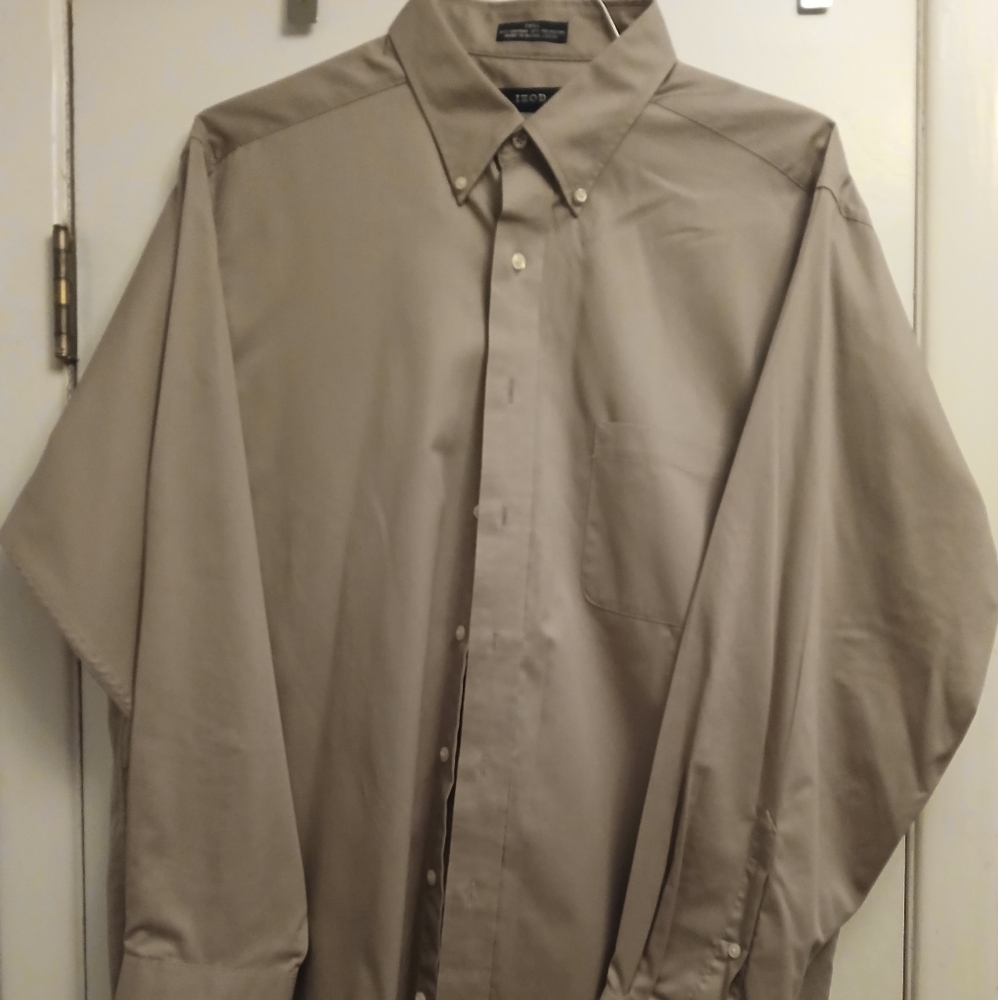 Men's Izod Button Dow